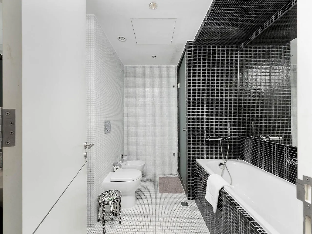 아파트 Short Stay Limestone House Difc 2 Bedrooms 두바이